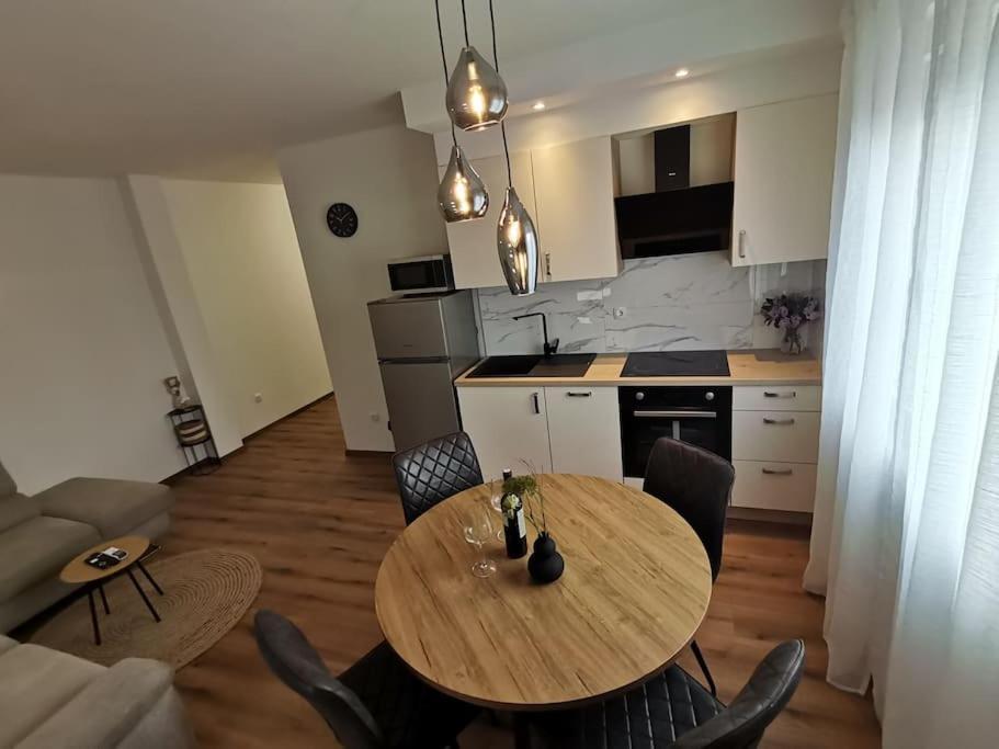 Apartment S بيبينيا المظهر الخارجي الصورة